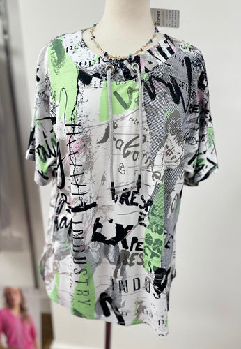 Doris Streich - Tee Shirt - Grafiti Print - Green/Black/Pink