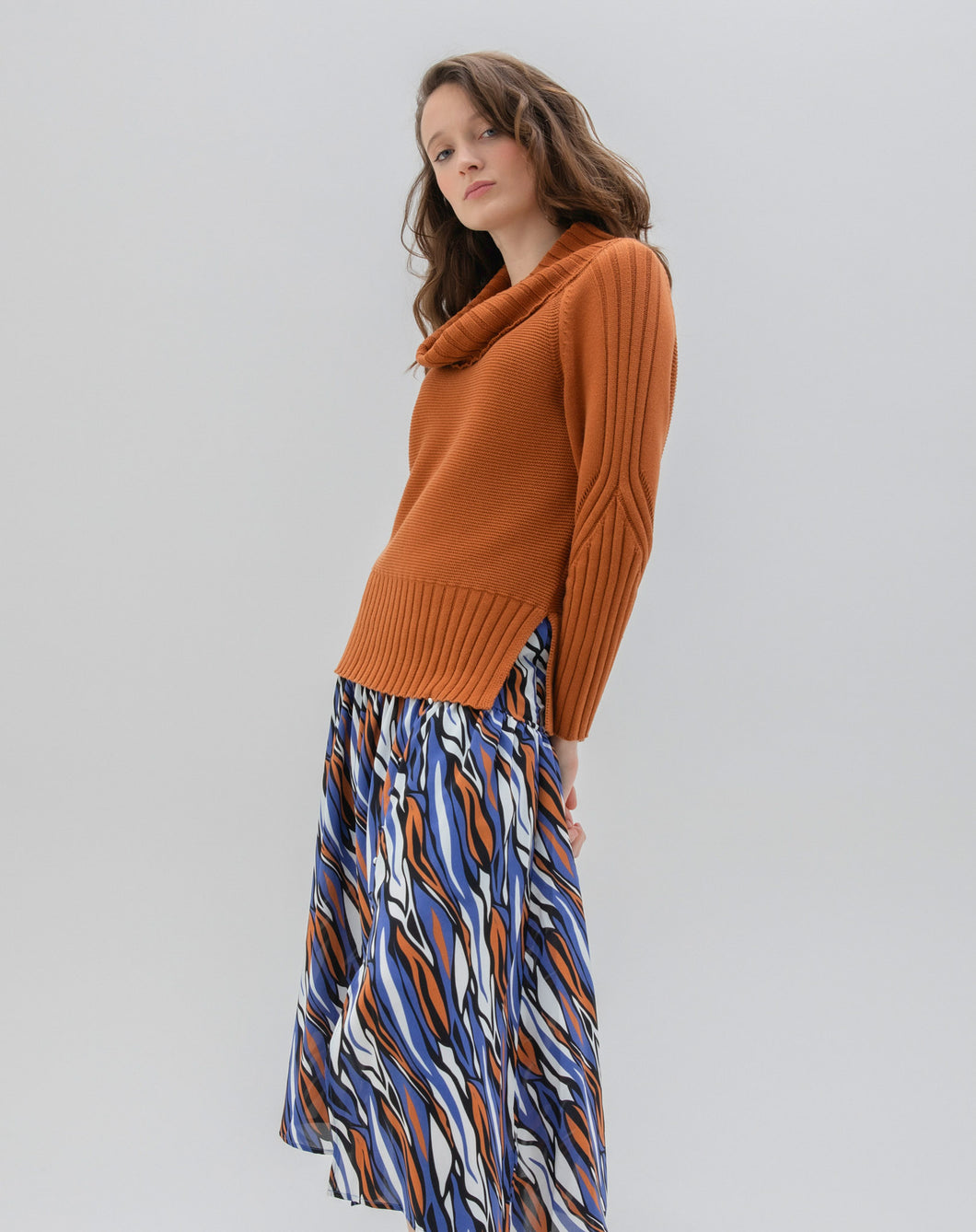 Marble - Chunky Cowl Neck Sweater - Rust - 7604