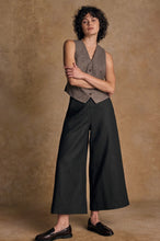 Load image into Gallery viewer, Jack Murphy - Enya Tweed Culottes - Deep Green