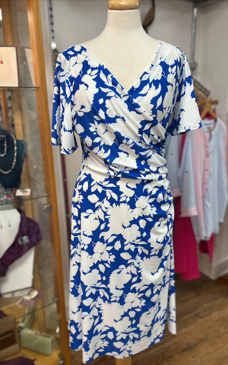 Allison - Short Sleeved side ruched dress - Blue & White Flower print